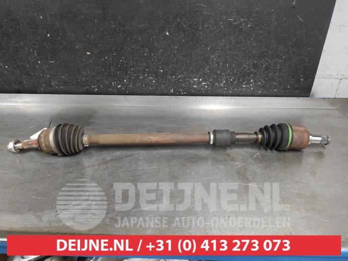 Mitsubishi Outlander Aandrijfas rechts-voor O686922