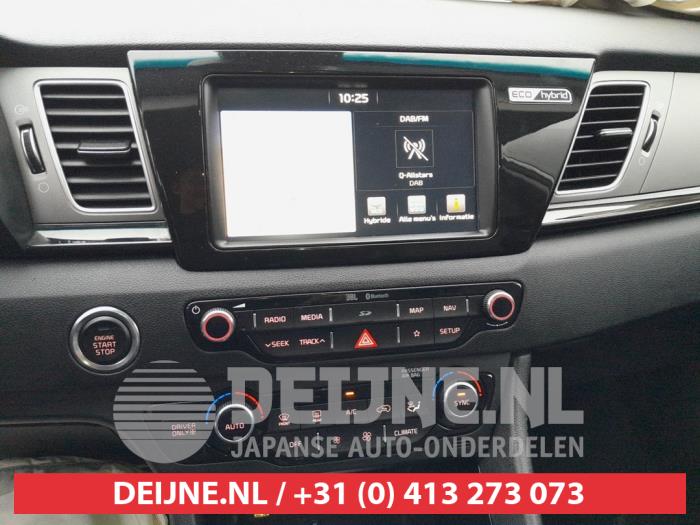Kia Niro Heater control panel O686950