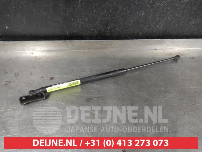 Mitsubishi Outlander Gasdemper links-achter O686954