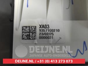 Hyundai Bayon Multi-functional window switch O686960 photo 2
