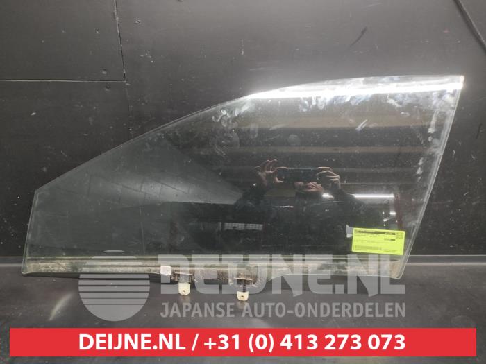 Hyundai Bayon Türscheibe 4-türig links vorne O686962