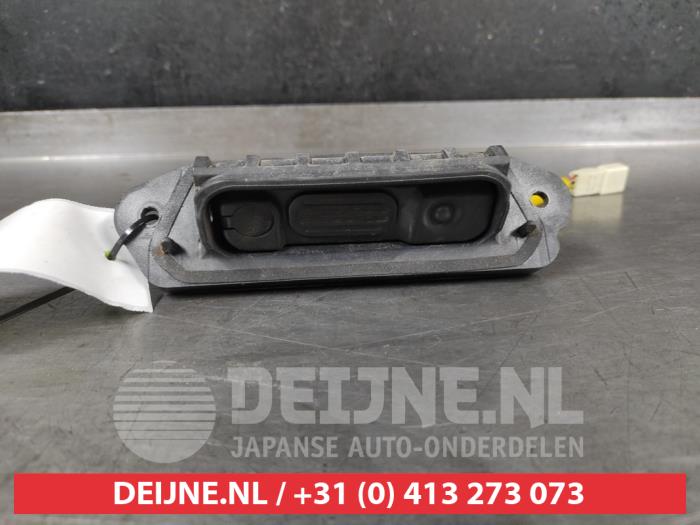 Mitsubishi Outlander Schakelaar achterklep O687022