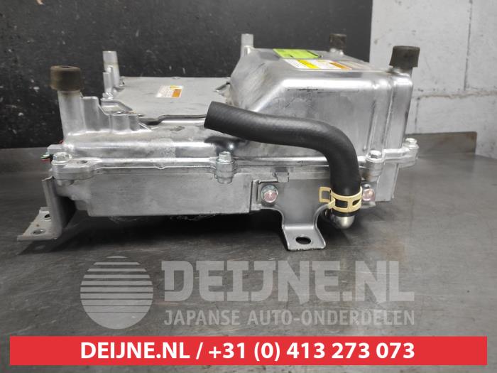 Gebruikte Computer 4x4 Mitsubishi Outlander (GF/GG) 2.0 16V PHEV 4x4 Prijs € 50,00 Margeregeling aangeboden door V.Deijne Jap.Auto-onderdelen BV