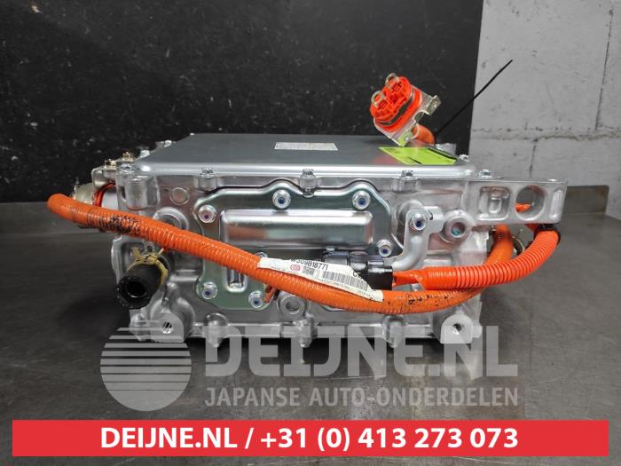 Mitsubishi Outlander Acculader O687027