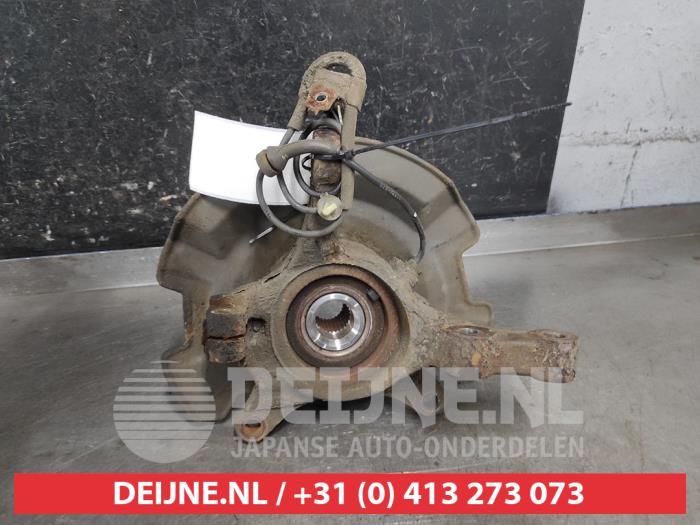 Suzuki Swift Achsschenkel links vorne O687054