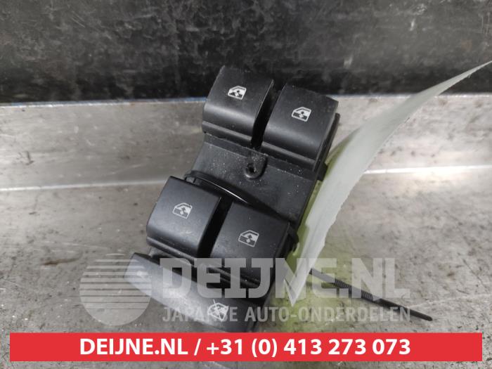 Chevrolet Orlando Multi-functional window switch O687069