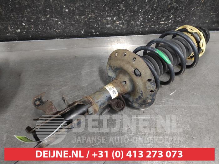Honda Insight Stoßdämpferstrebe rechts vorne O687157