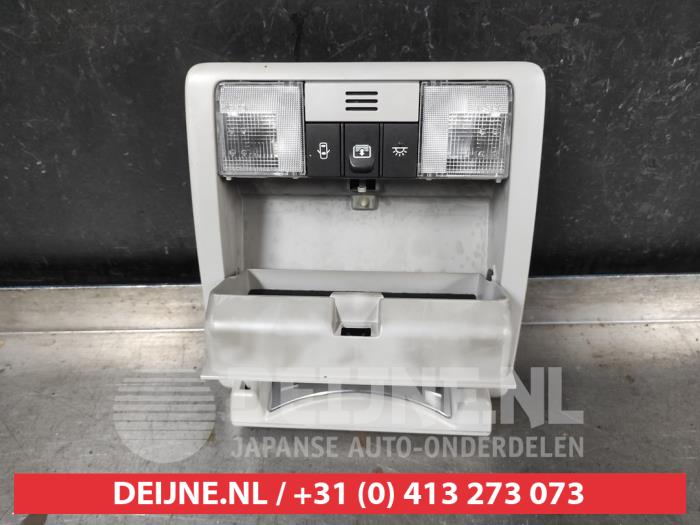 Toyota Verso Interior lighting, front O687177