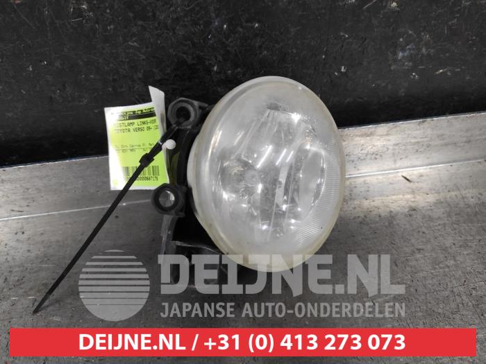 Toyota Verso Nebelscheinwerfer links vorne O687179