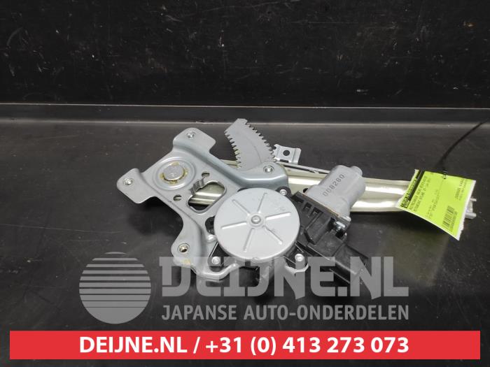 Mitsubishi Outlander Ruitmechaniek 4Deurs rechts-achter O687260