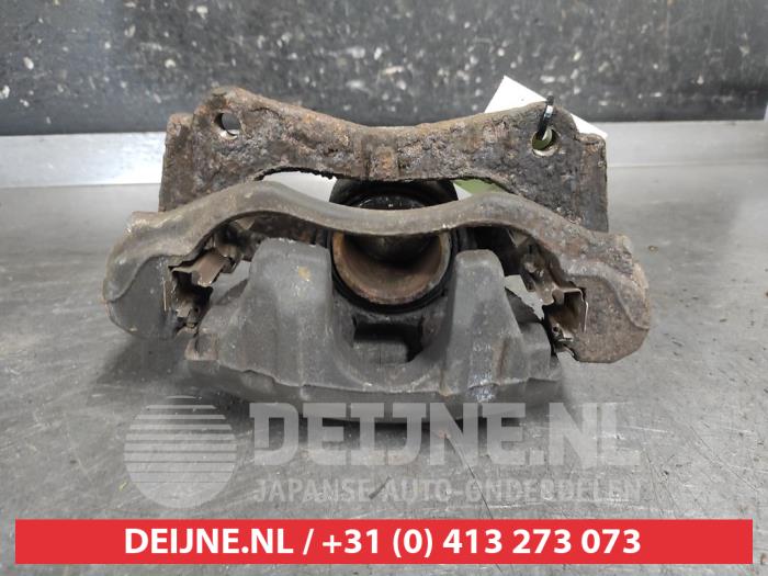Toyota Avensis Bremszange links vorne O687357