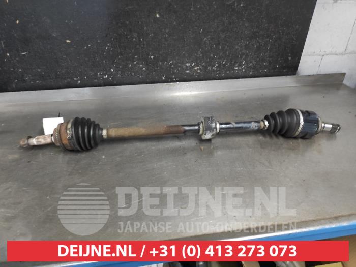 Toyota Avensis Antriebswelle rechts vorne O687369