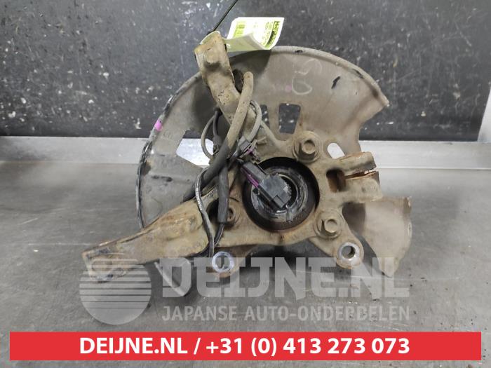 Mazda 2 Achsschenkel rechts vorne O687389