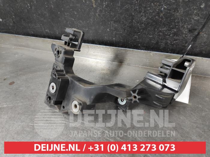 Kia Ceed Stoßstangenstütze links vorne O687449