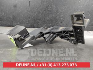 Kia Ceed Front bumper bracket, left O687449 photo 2