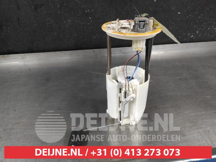 Gebruikte Tank element Pomp Mitsubishi Outlander (CW) 2.0 16V 4x2 Prijs € 50,00 Margeregeling aangeboden door V.Deijne Jap.Auto-onderdelen BV
