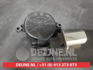 Mazda CX-5 Door window motor O687535 photo 2
