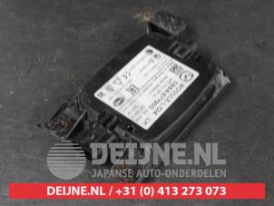 Gebruikte Dode hoek sensor Mazda 2 (DJ/DL) 1.5 SkyActiv-G 90 Prijs € 100,00 Margeregeling aangeboden door V.Deijne Jap.Auto-onderdelen BV