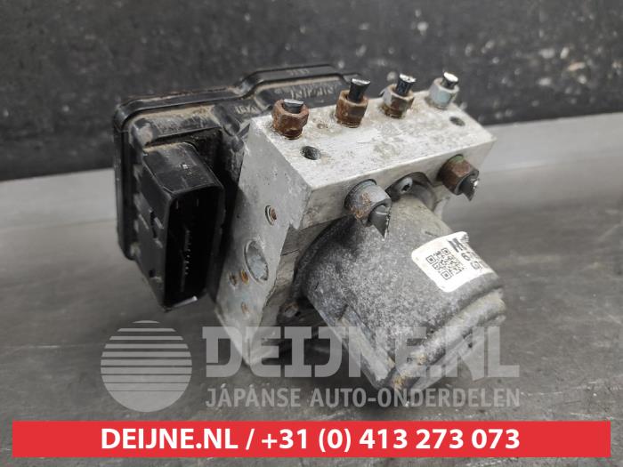 Honda HR-V ABS pump O687702