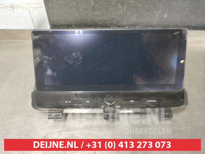 Nissan Qashqai Displays Multi Media Anzeige O687768