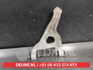 Nissan Qashqai Rear wishbone, left O687794 photo 2