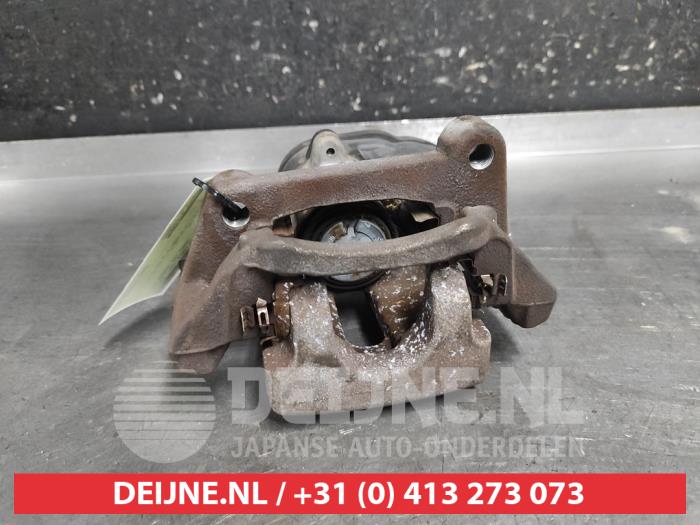 Nissan Qashqai Rear brake calliper, left O687814