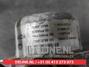 Mazda MX-5 Vakuumpumpe Bremskraftverstärker O687822 foto 2