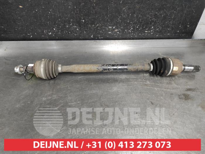 Gebruikte Aandrijfas rechts-achter Mazda MX-5 (ND) 2.0 SkyActiv G-160 16V Prijs € 100,00 Margeregeling aangeboden door V.Deijne Jap.Auto-onderdelen BV