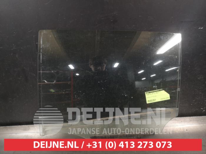 Hyundai I20 Rear door window 4-door, left O688016