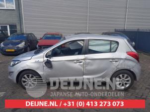 Hyundai I20 Türscheibe 4-türig links hinten O688016 foto 2