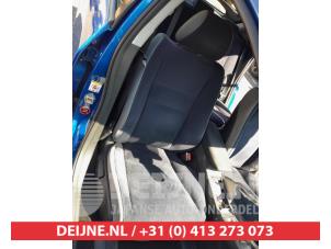 Gebruikte Voorstoel rechts Honda Civic (FK/FN) 1.4 i-Dsi Prijs op aanvraag aangeboden door V.Deijne Jap.Auto-onderdelen BV