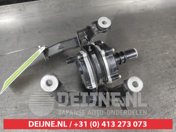 Kia Niro Additional water pump O688054
