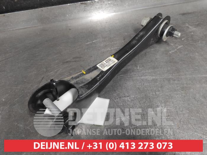 Kia Niro Rear wishbone, left O688076