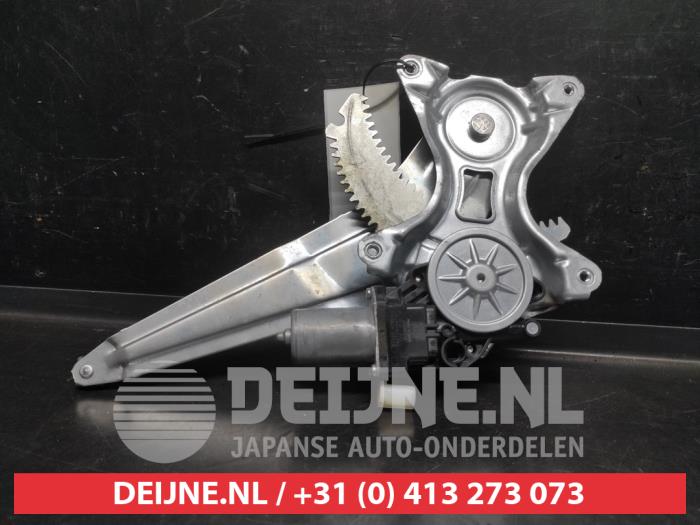 Suzuki Swift Fenstermechanik 4-türig links hinten O688140