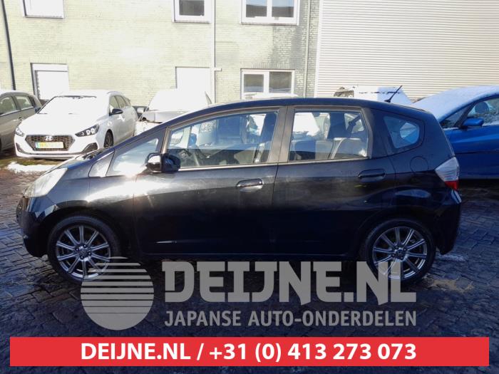 Honda Jazz Portierruit 4Deurs links-achter O688165