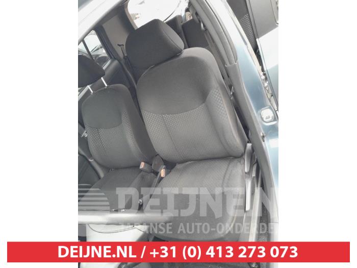 Daihatsu Materia Stoel links O688284