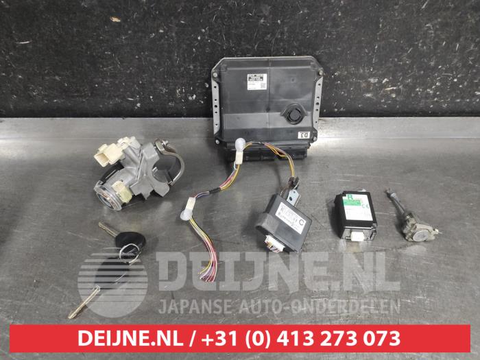 Gebruikte Computer Motormanagement Toyota RAV4 (A3) 2.0 16V VVT-i 4x4 Prijs € 75,00 Margeregeling aangeboden door V.Deijne Jap.Auto-onderdelen BV