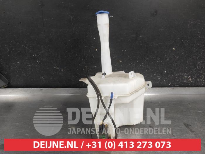 Hyundai I30 Ruitensproeiertank voor O688727