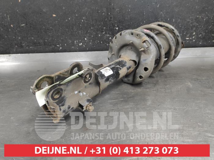 Hyundai Tucson Front shock absorber rod, left O688739