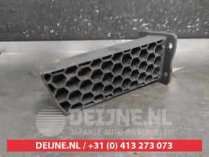 Hyundai IX35 Bumperframe voor O688980 foto 2