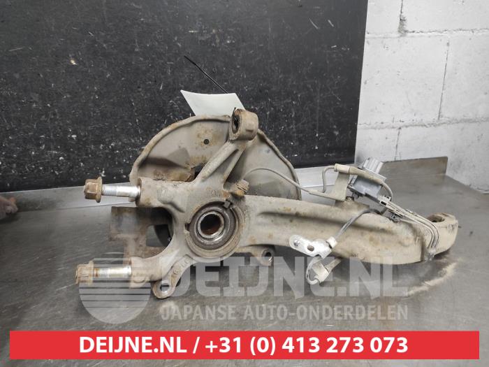 Mazda 6 Achsschenkel links vorne O689057