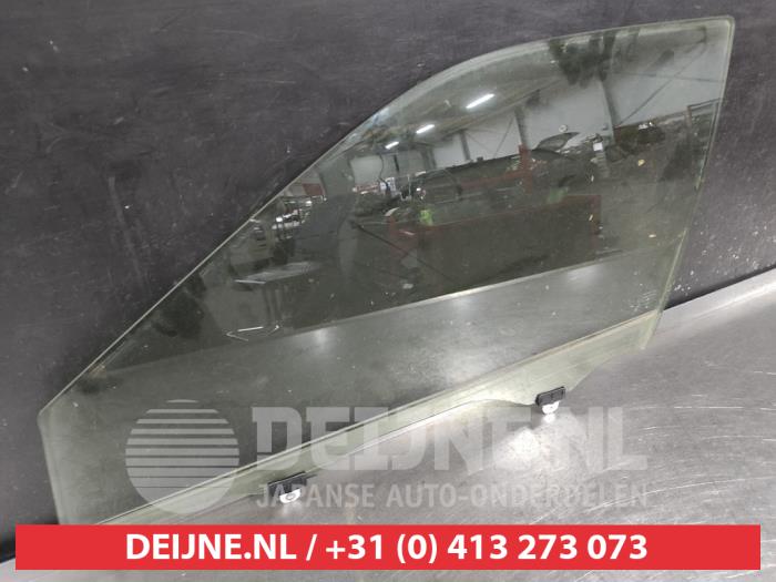 Mitsubishi Eclipse Cross Door window 4-door, front left O689085