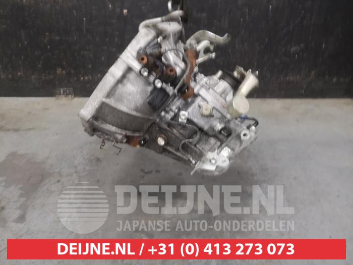 Toyota Aygo X Gearbox O689203