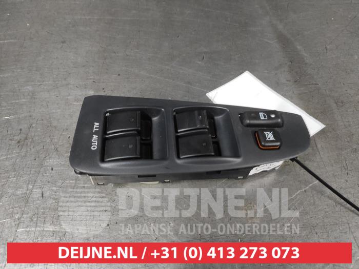 Toyota Avensis Combischakelaar ramen O689348