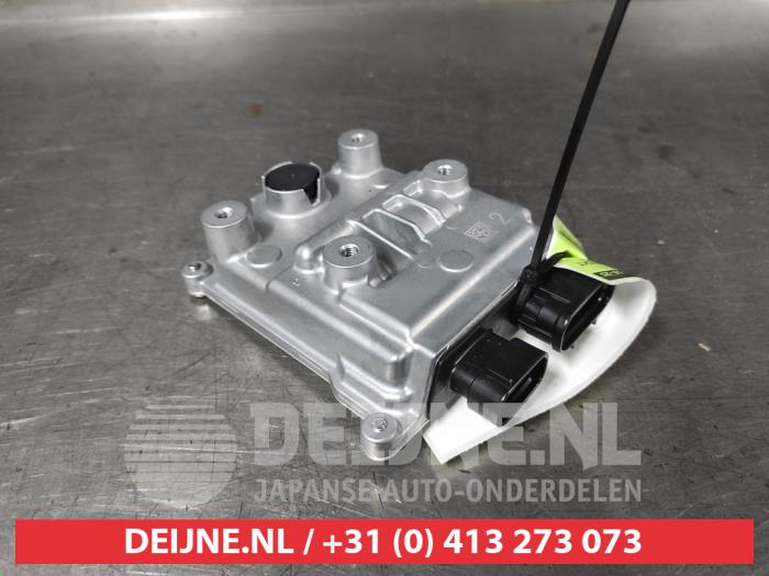 Toyota Rav-4 Electric fuel module O689476