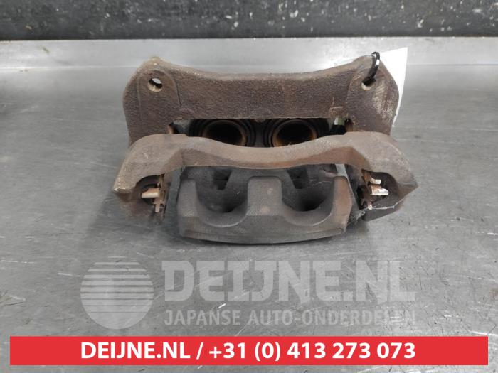 Toyota Rav-4 Bremszange rechts vorne O689554