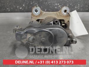 Toyota Rav-4 Bremszange links hinten O689555 foto 2