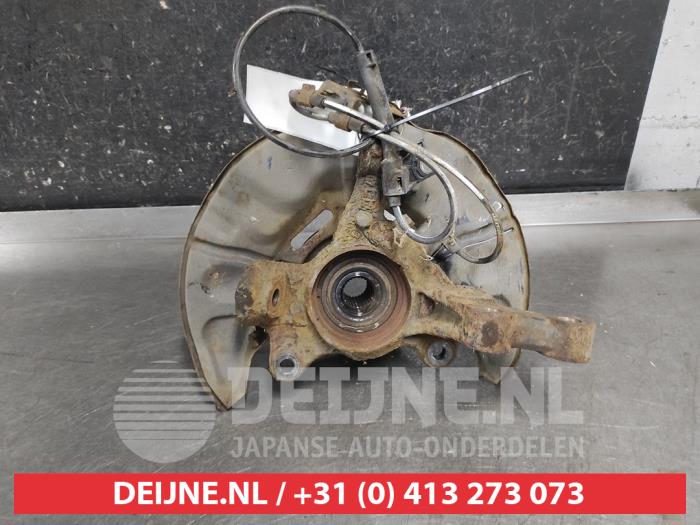 Toyota Avensis Achsschenkel links vorne O689574