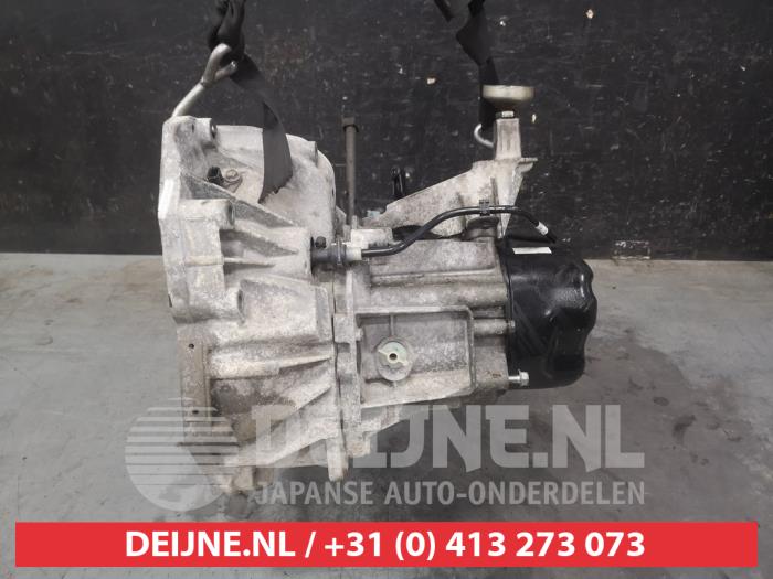 Nissan Note Getriebe O689616