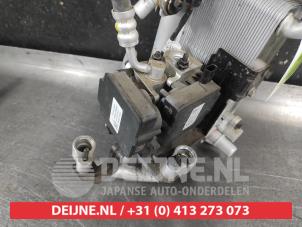 Kia EV6 Klima Kondensor O689669 foto 2